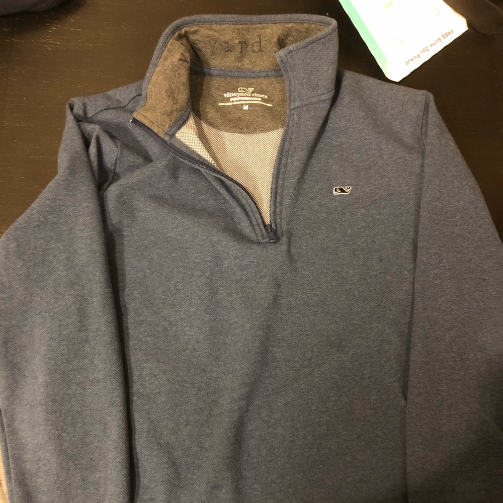 EUC men’s M zip up sweater Vineyard Vines